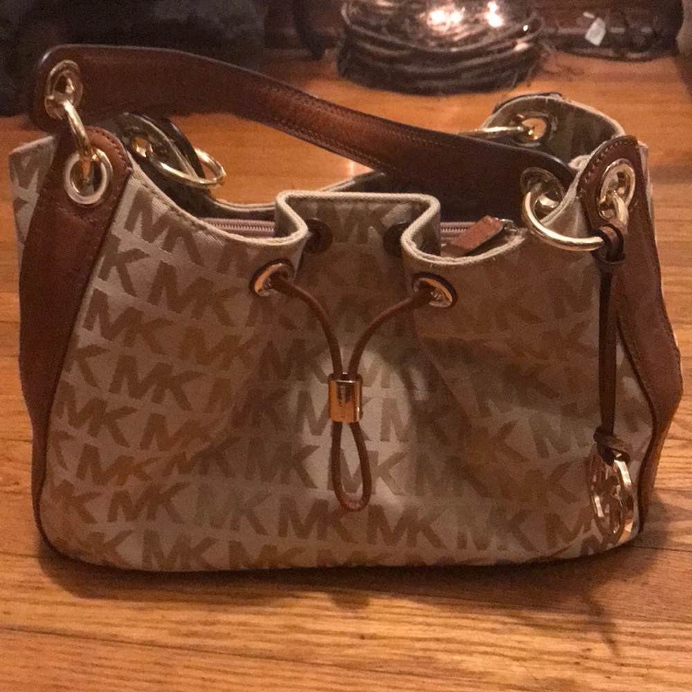 Michael Kors purse